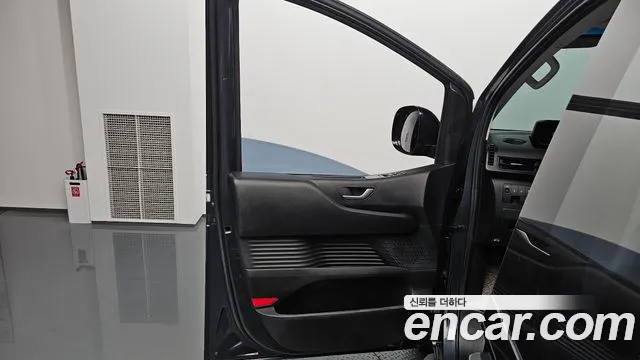 Hyundai Staria — Фото автомобиля 13