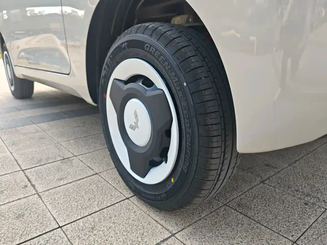 Wuling Hongguang Mini EV — Фото автомобиля 14