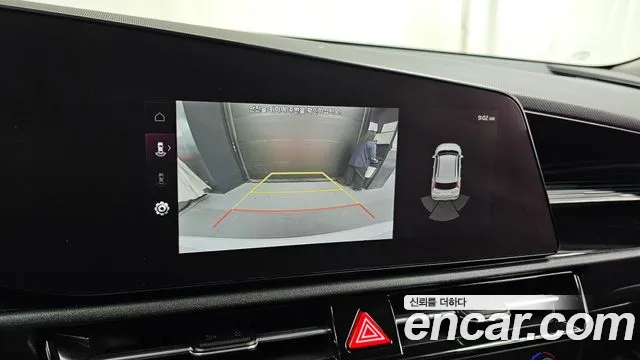 Kia Niro New — Фото автомобиля 21