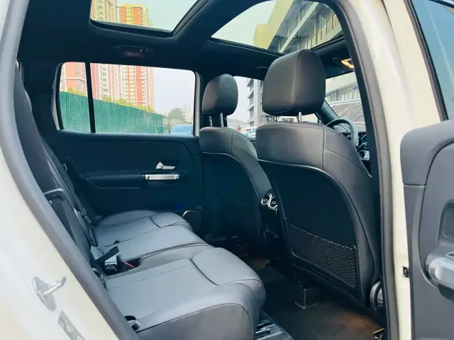Mercedes-Benz GLB-Class — Фото автомобиля 9