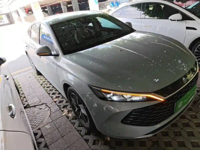 BYD Qin L — Фото автомобиля 3