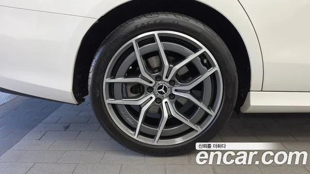 Mercedes-Benz E-Class W213 — Фото автомобиля 5