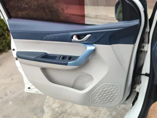 Changan Benben E-Star — Фото автомобиля 7