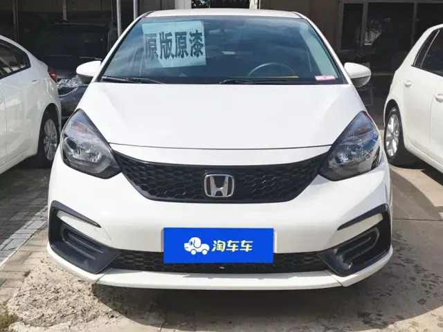 Honda Fit — Фото автомобиля 2