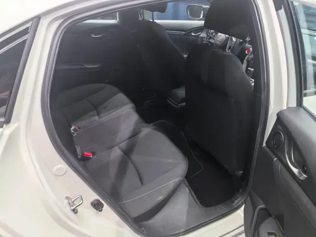Honda Civic — Фото автомобиля 13
