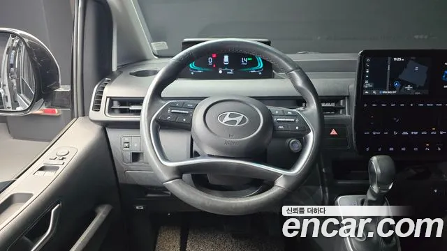 Hyundai Staria Staria — Фото автомобиля 14