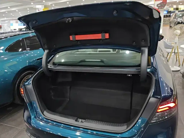 Honda Accord — Фото автомобиля 18