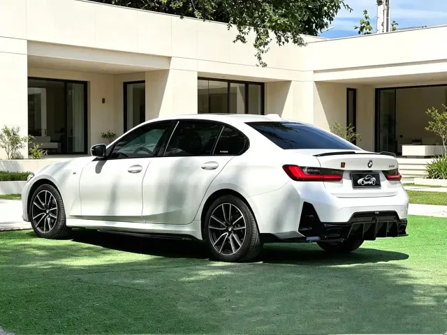 BMW 3 Series — Фото автомобиля 6