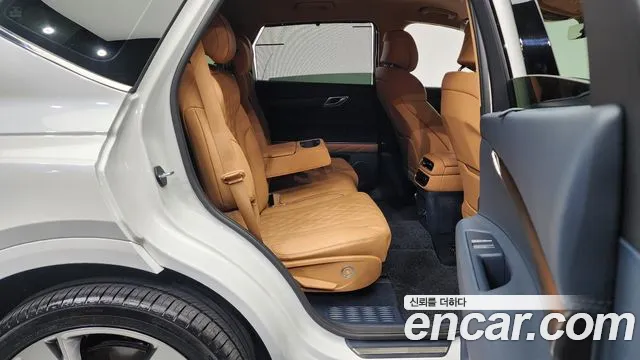 Genesis GV80 2.5T Бензин AWD — Фото автомобиля 12