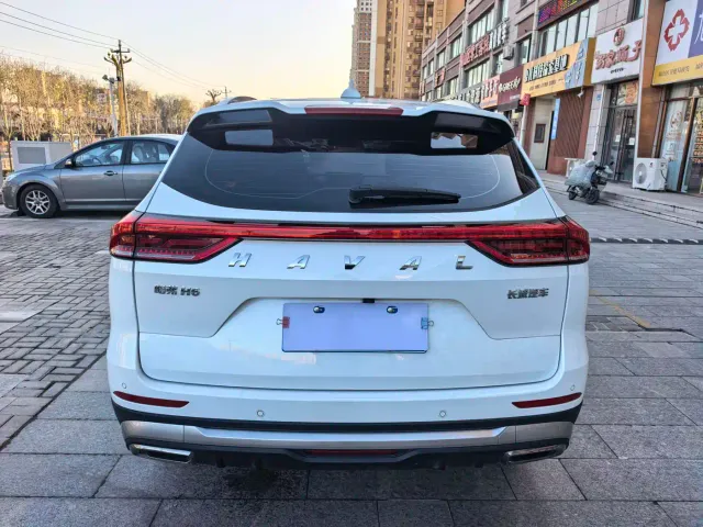 Haval H6 — Фото автомобиля 8