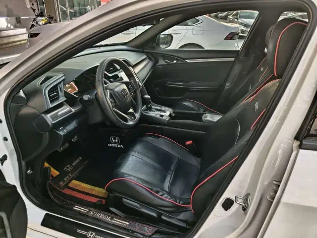 Honda Civic — Фото автомобиля 6