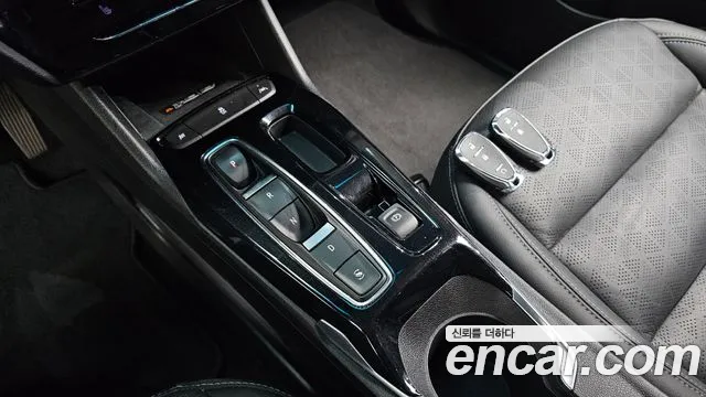 Chevrolet Bolt EV New — Фото автомобиля 12
