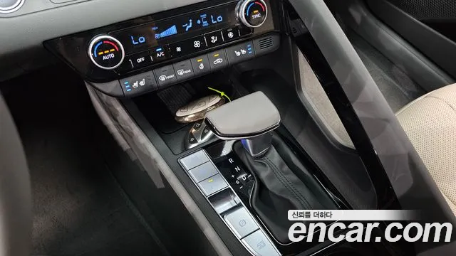 Hyundai Avante CN7 — Фото автомобиля 12