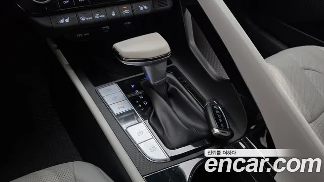 Hyundai Avante — Фото автомобиля 9