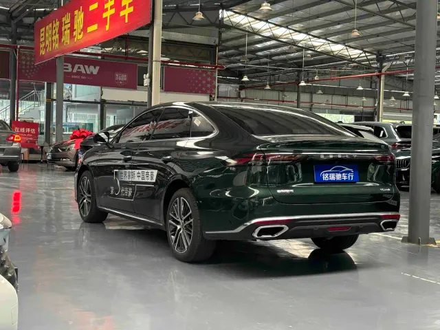 Geely Emgrand — Фото автомобиля 5