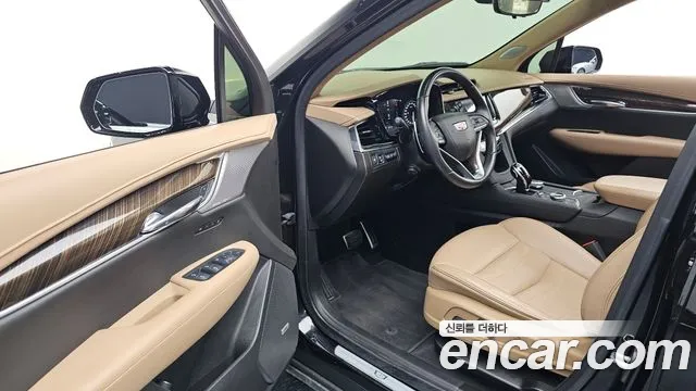 Cadillac XT6 — Фото автомобиля 7