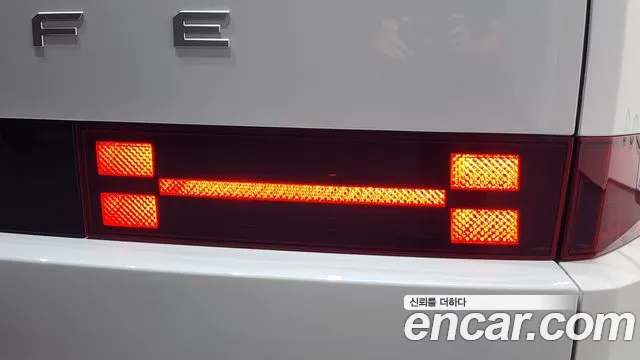 Hyundai Santa Fe MX5 — Фото автомобиля 8