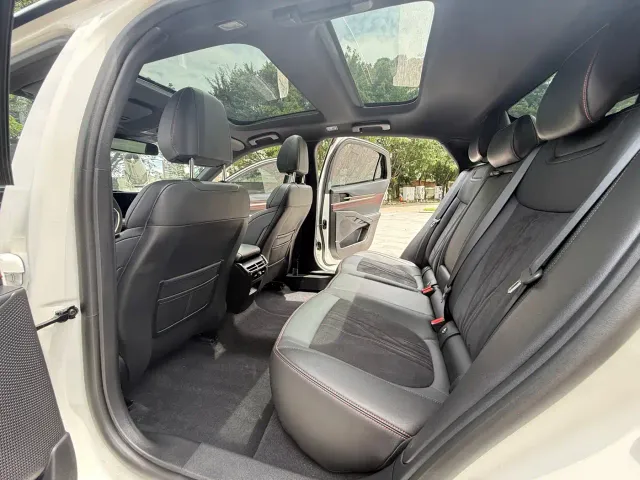 Ford Mondeo — Фото автомобиля 9