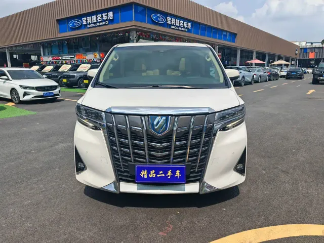 Toyota Alphard 2021 Hybrid 2.5L Premium — Фото автомобиля 2