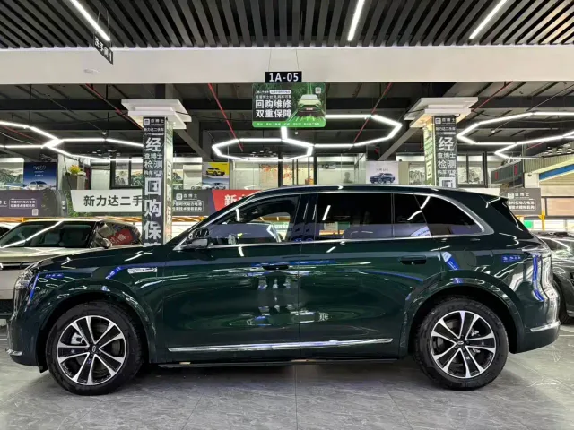 Aito M7 — Фото автомобиля 5