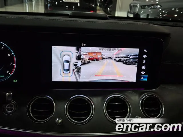 Mercedes-Benz E-Class W213 — Фото автомобиля 16