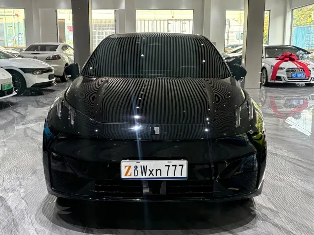 Lynk & Co Z20 — Фото автомобиля 2