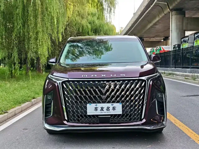 Maxus G90 — Фото автомобиля 2