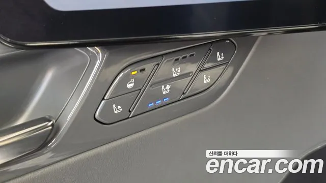 Kia EV9 — Фото автомобиля 30