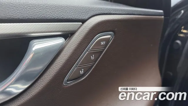 Hyundai Grandeur New — Фото автомобиля 30