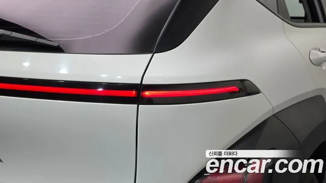 Hyundai Kona — Фото автомобиля 8