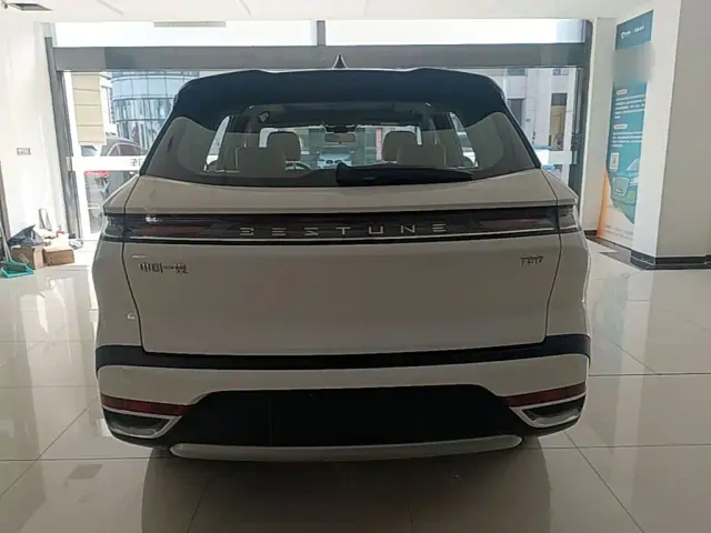 Bestune T90 — Фото автомобиля 5
