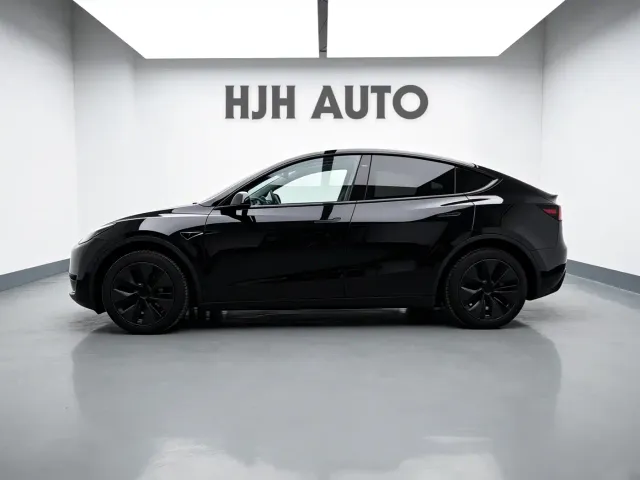 Tesla Model Y — Фото автомобиля 2