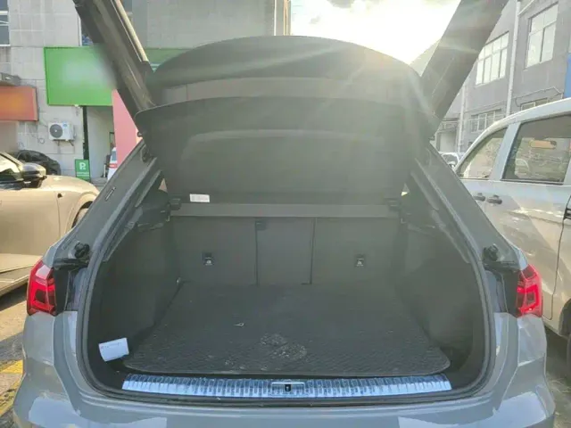Audi Q3 — Фото автомобиля 18