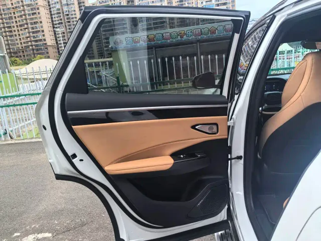Geely Galaxy L7 — Фото автомобиля 30