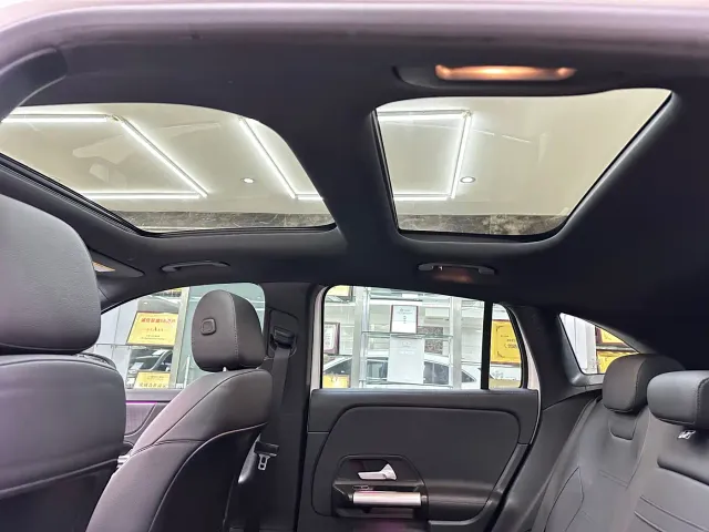 Mercedes-Benz GLA-Class — Фото автомобиля 8