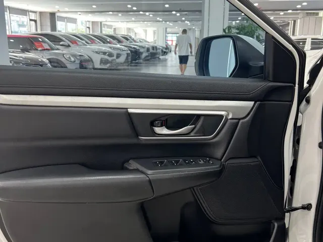 Honda CR-V — Фото автомобиля 16