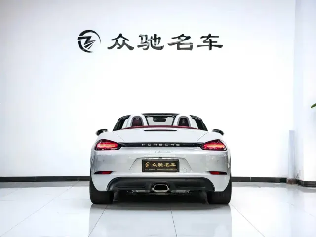 Porsche 718 — Фото автомобиля 10