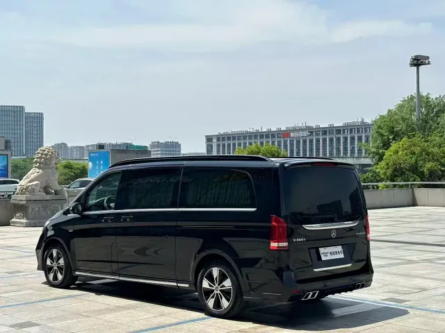 Mercedes-Benz V-Class — Фото автомобиля 5