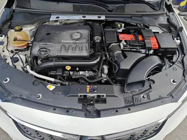 Buick Verano — Фото автомобиля 10
