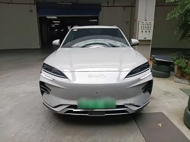 BYD Song PLUS — Фото автомобиля 2