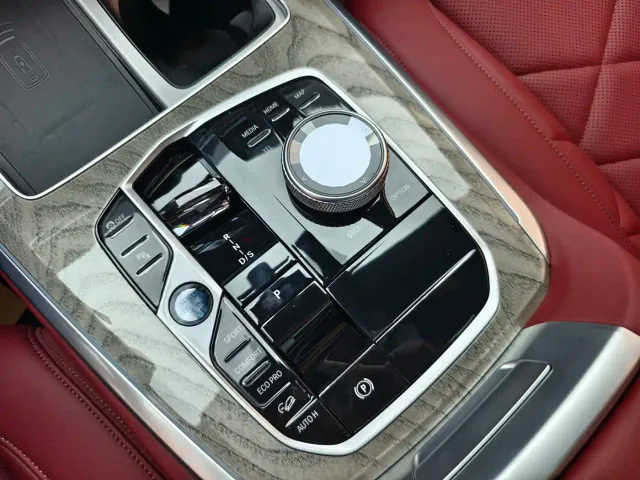 BMW X5 — Фото автомобиля 12