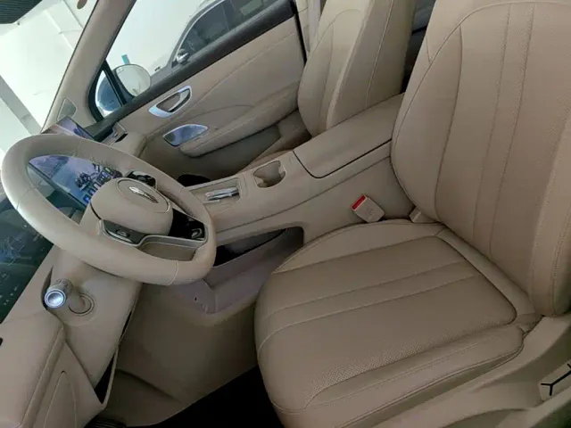 Shangjie SUV — Фото автомобиля 14