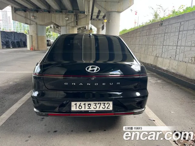 Hyundai Grandeur GN7 — Фото автомобиля 4