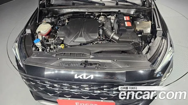 Kia K8 — Фото автомобиля 6