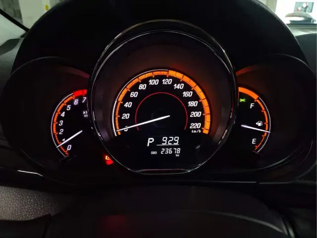 Toyota YARiS L Zhi Xuan — Фото автомобиля 16