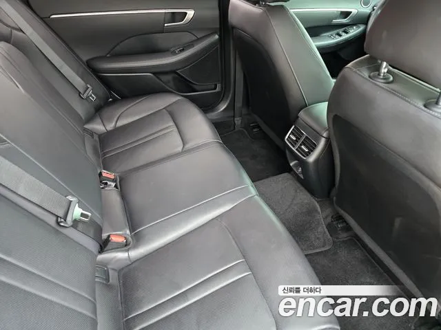 Hyundai Sonata Sonata (DN8) 2.0 LPG(Для проката) — Фото автомобиля 12