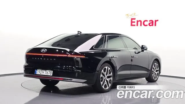 Hyundai Grandeur GN7 — Фото автомобиля 2