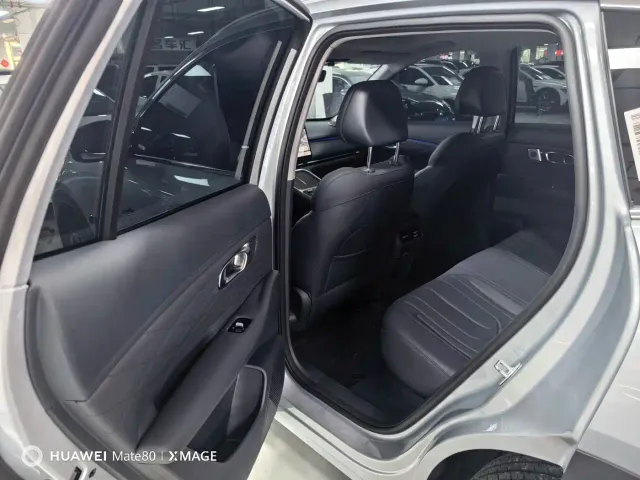 Geely Galaxy Starship 7 EM-i — Фото автомобиля 7