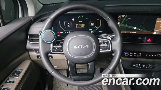 Kia Carnival Generation 4 — Фото автомобиля 20