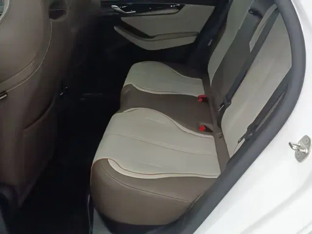 BYD Qin PLUS — Фото автомобиля 16